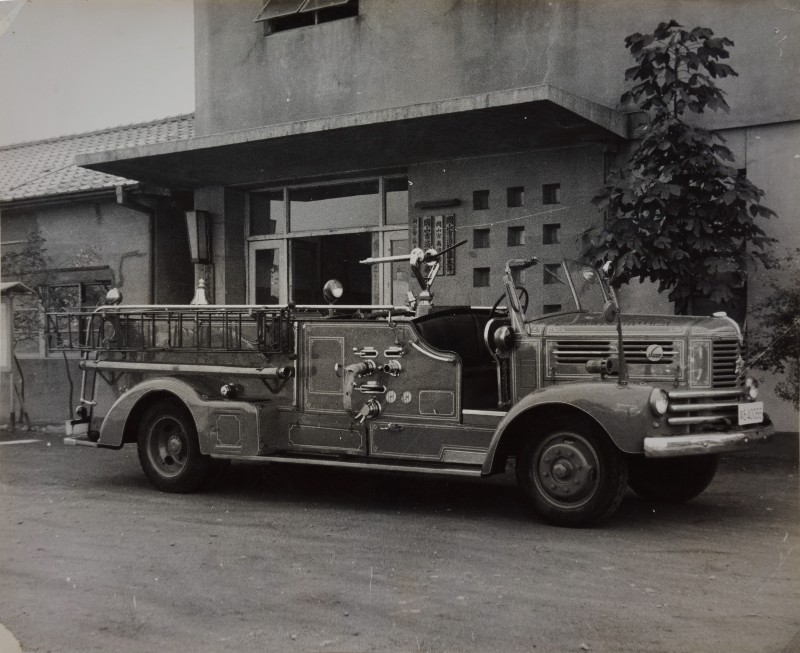 消防　タンク車 - ページ 1